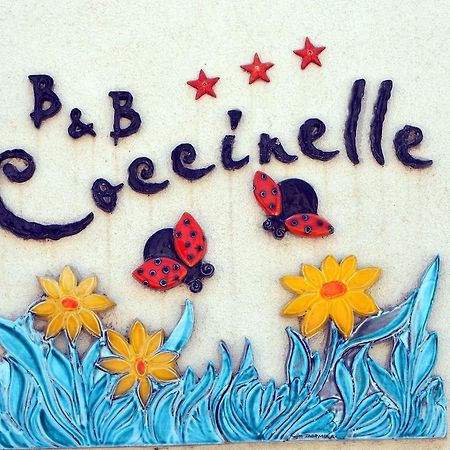 B&B Coccinelle 산비토로카포 외부 사진